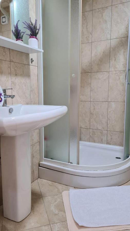 Apartman Anja Apartment Stara Pazova Exterior foto